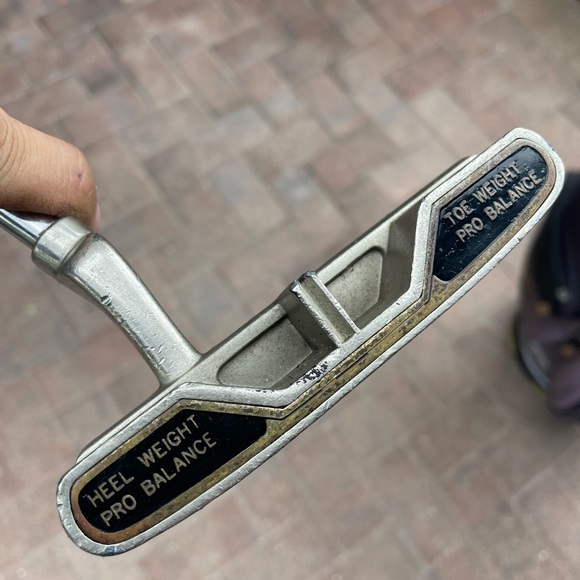Mizuno 0704 Golf Putter In Right Handed - Picture 7 of 7